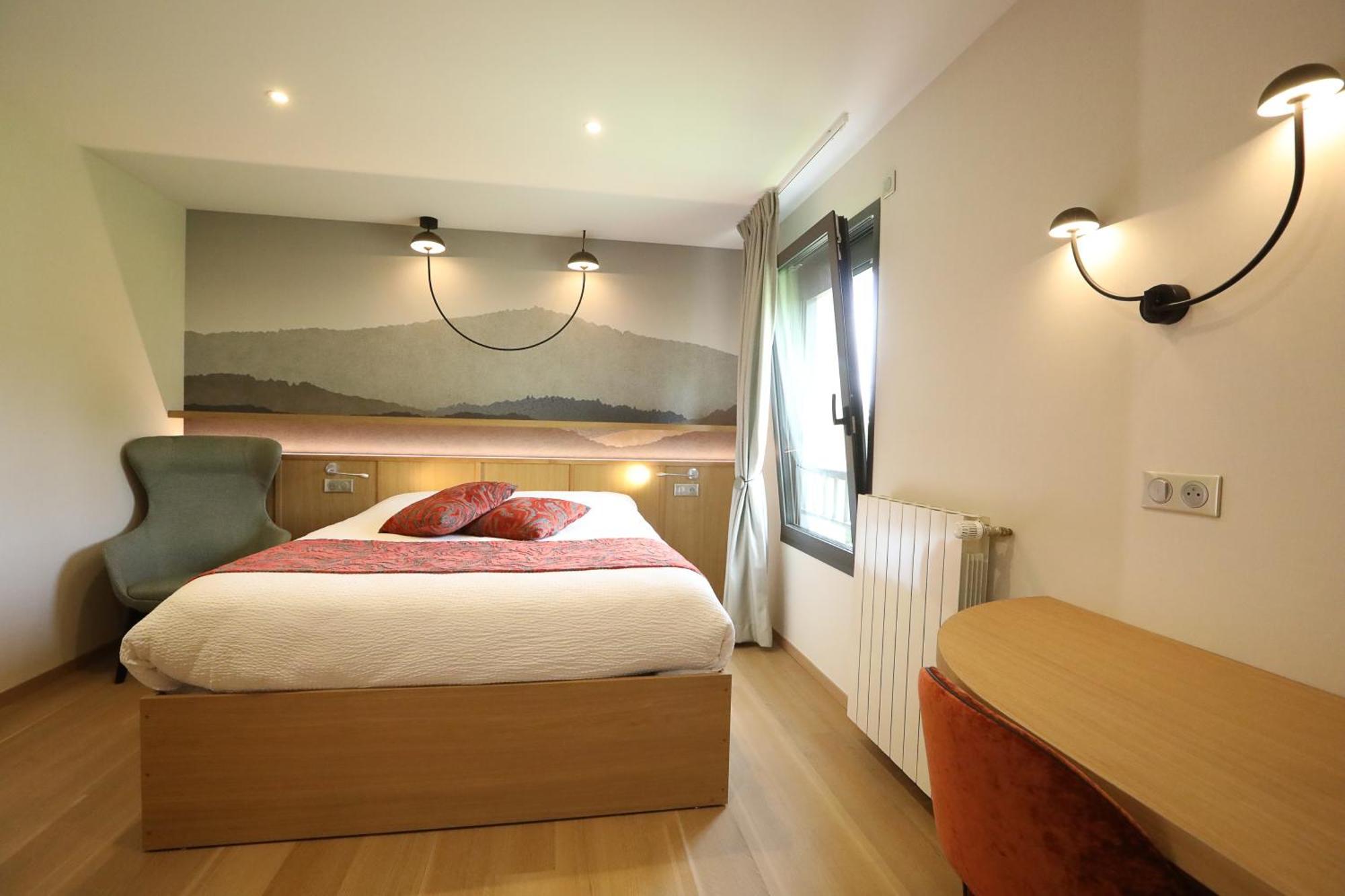 Logis Hotel Spa Restaurant Le Provence Lanarce Εξωτερικό φωτογραφία