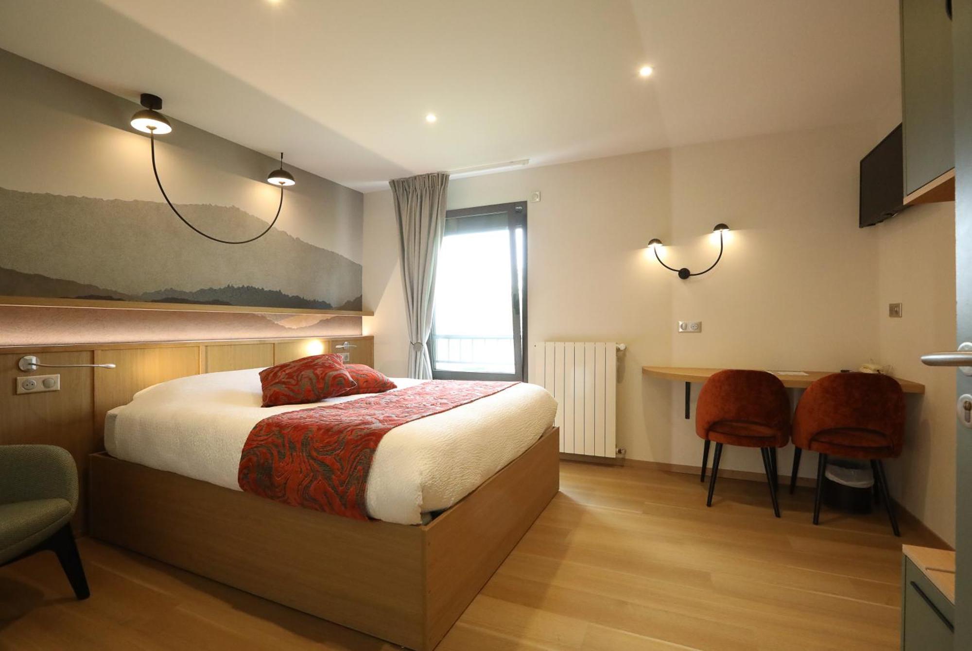 Logis Hotel Spa Restaurant Le Provence Lanarce Εξωτερικό φωτογραφία