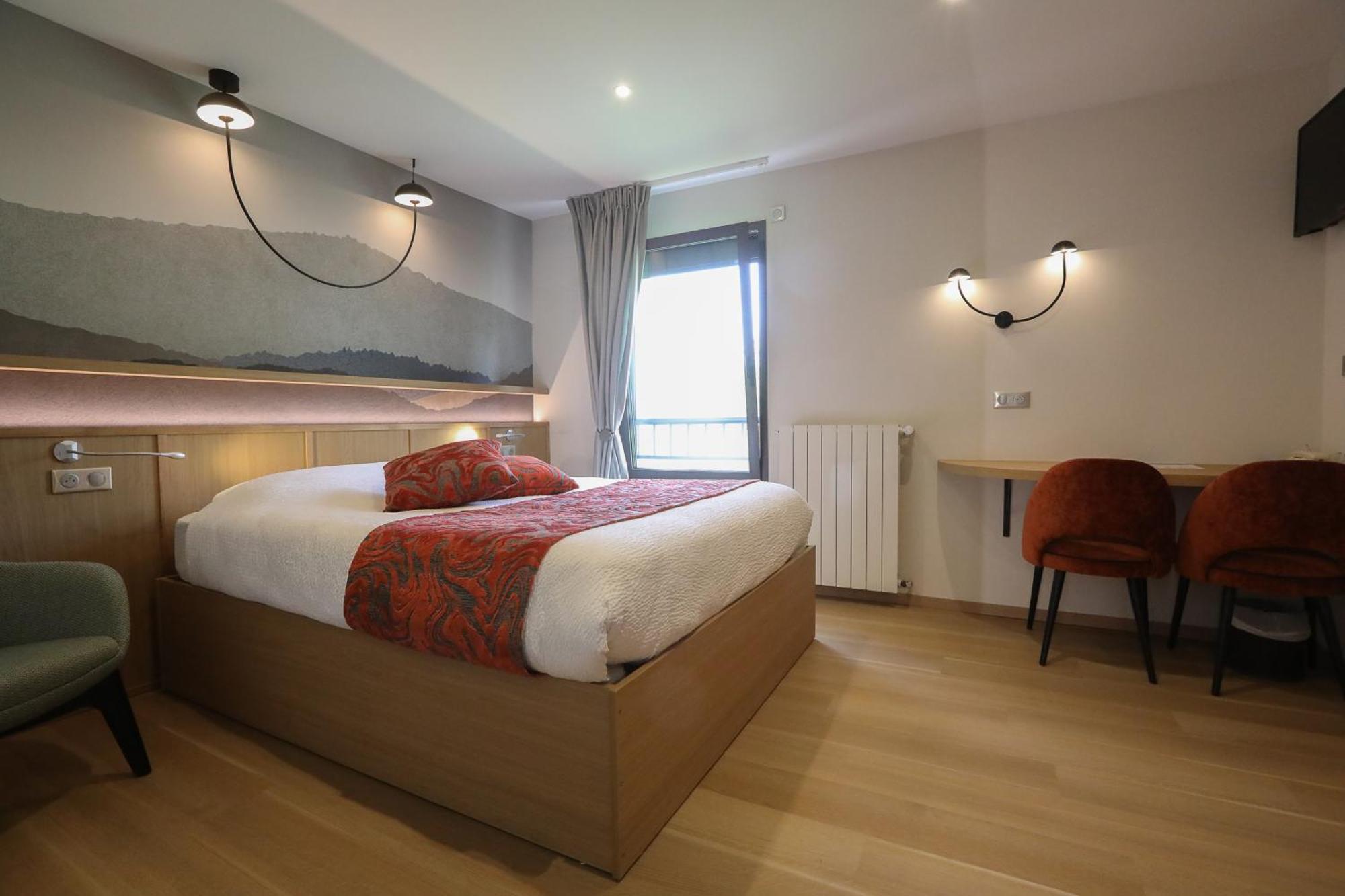 Logis Hotel Spa Restaurant Le Provence Lanarce Εξωτερικό φωτογραφία